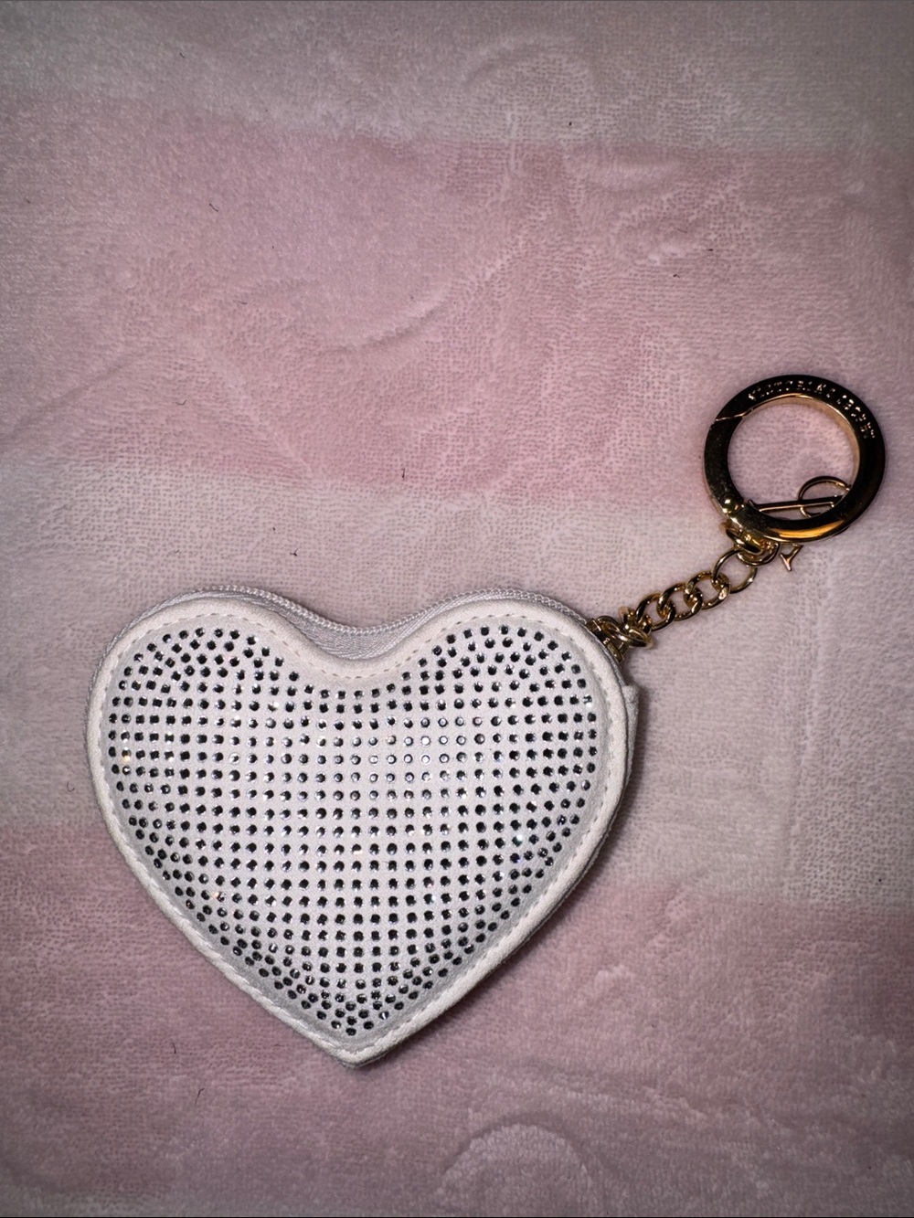 VS Heart-Shaped Rhinestone Keychain Coin Pouch - White